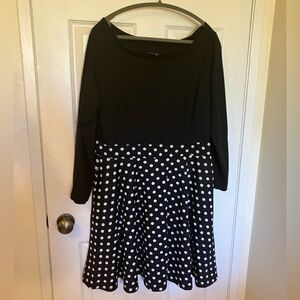 Oxiuly fashion women’s boat neck black and polka dot mini dress